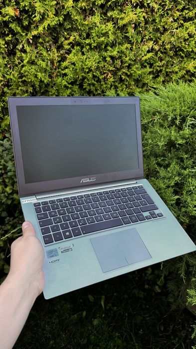 Asus UX32A Series i5-3317U 4ГБ DDR3 13.3” LCD