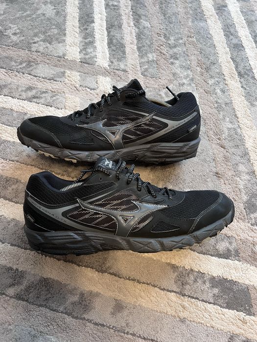 Кросівки Mizuno 48розмір