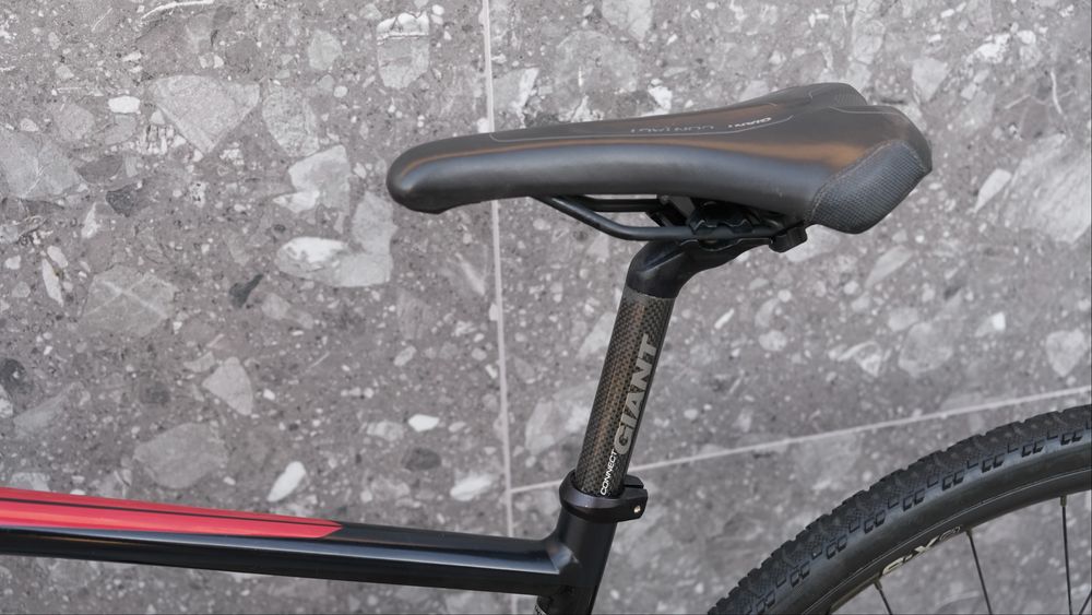 Гравійний велосипед Giant Revolt Shimano