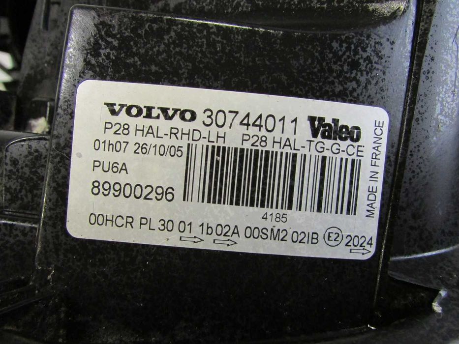 Lampa lampy przednia przód volvo xc90