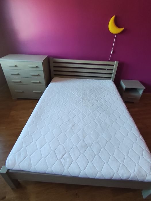 Łóżko, komoda,szafka nocna