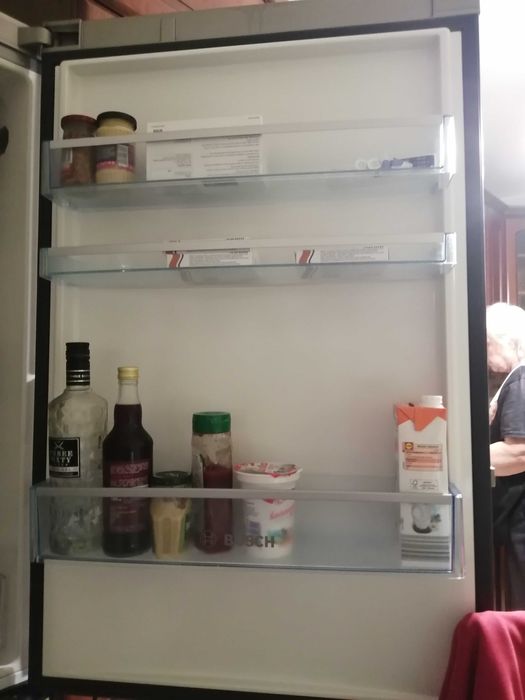 lodówka bosch           .