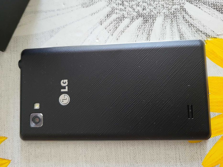 telefon LG nowy cena 200 zl