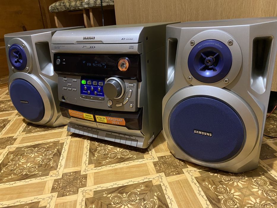 Продам музичний центр Samsung MAX-N25