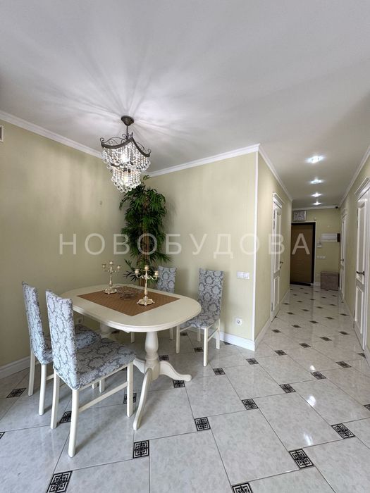 Сучасна 2 х кімнатна квартира. Центр міста Суми