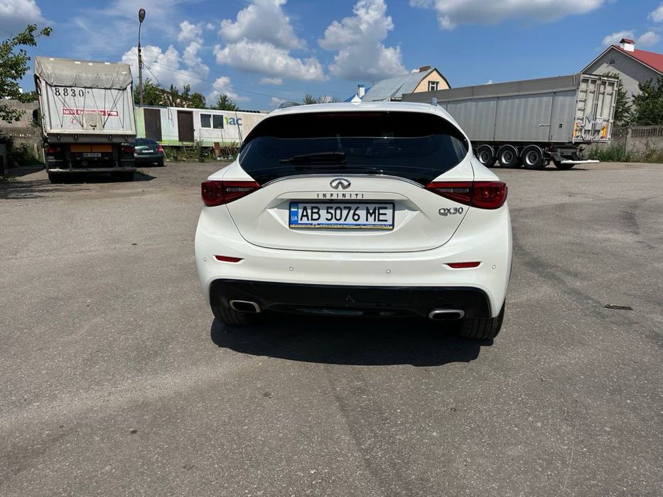 Infiniti QX30 2017