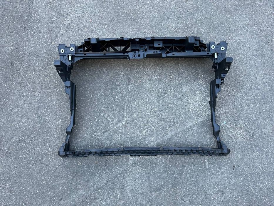 Панель радиатора ( телевізор ) Volkswagen Atlas 2021 2022 2023