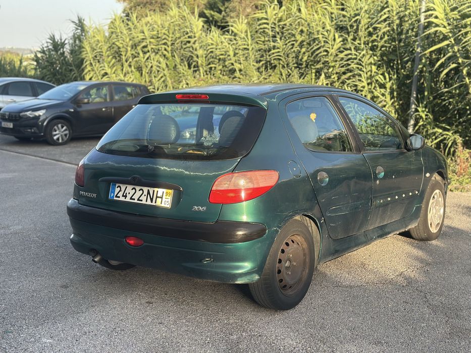 Peugeot 206 — fotografia 2