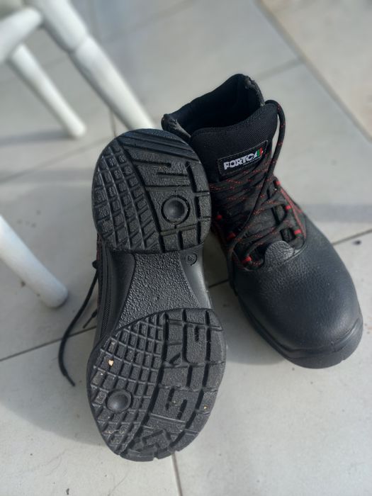 Botas de biqueira, de aço n 38