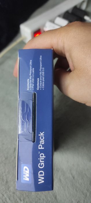 Чохол-бампер Western Digital Grip Pack для зовнішніх HDD 2.5" WD My Passport Ultra 1TB Sky (WDBZBY0000NBL-EASN)