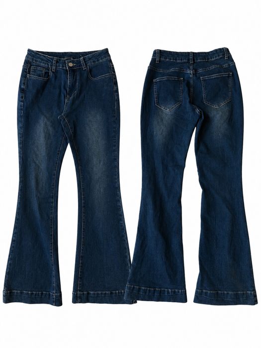 Трендові джинси кльош