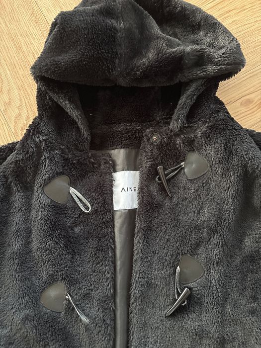 Sztuczne futerko kurtka czarna 42