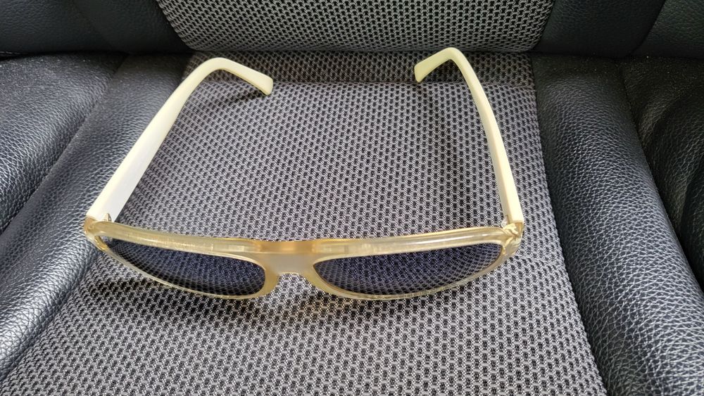 Óculos de sol Benetton