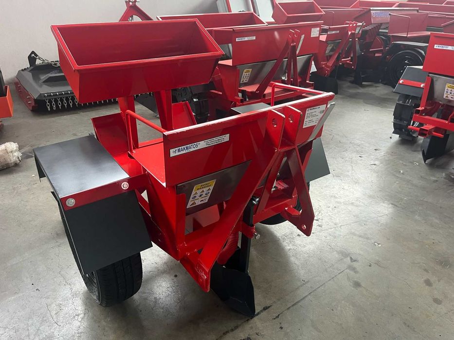 Semeador/ Plantador de Batatas 1 linha c/Adubador Inox NOVO