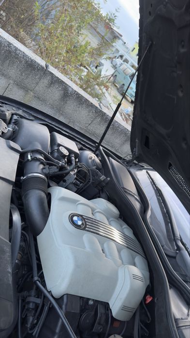 Bmw 735 li v8 3.6 com 272cvs