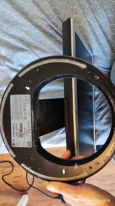 Monitor komputerowy Flatron L1970HR-BF z zasilaczem lub bez. Okazja