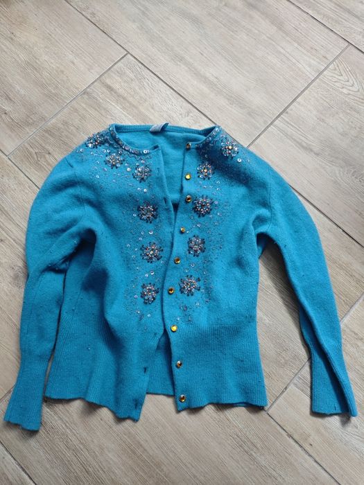 Turkusowy spokój: Vintage kardigan Prada w kolorze błękitnej oasis L/xl