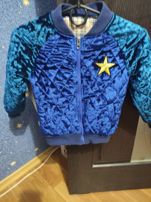 Стьобана куртка -бомбер.В хорошому стані р.104.