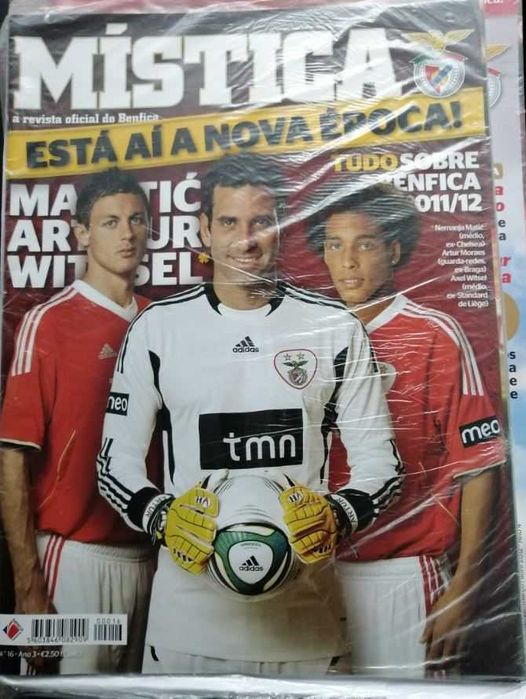 8 revistas da publicação oficial do Benfica MISTÍCA
