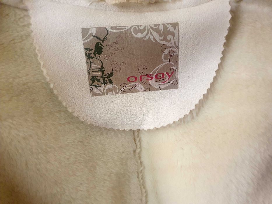 Płaszcz długi na kożuszku z kapturem rozm S/36 #ecru # stan IDEALNY