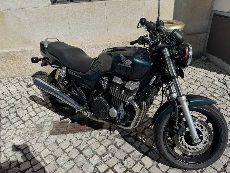 Honda CB 750 RC42
