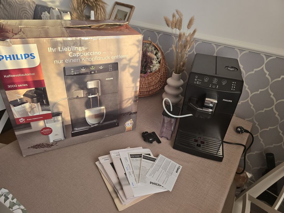 Ekspres do kawy Saeco Philips 3000 series Easy Cappuccino ciśnieniowy