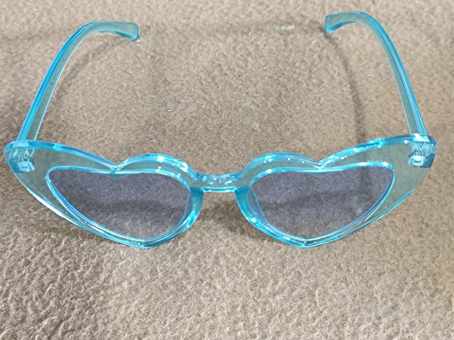 Óculos em forma de coração