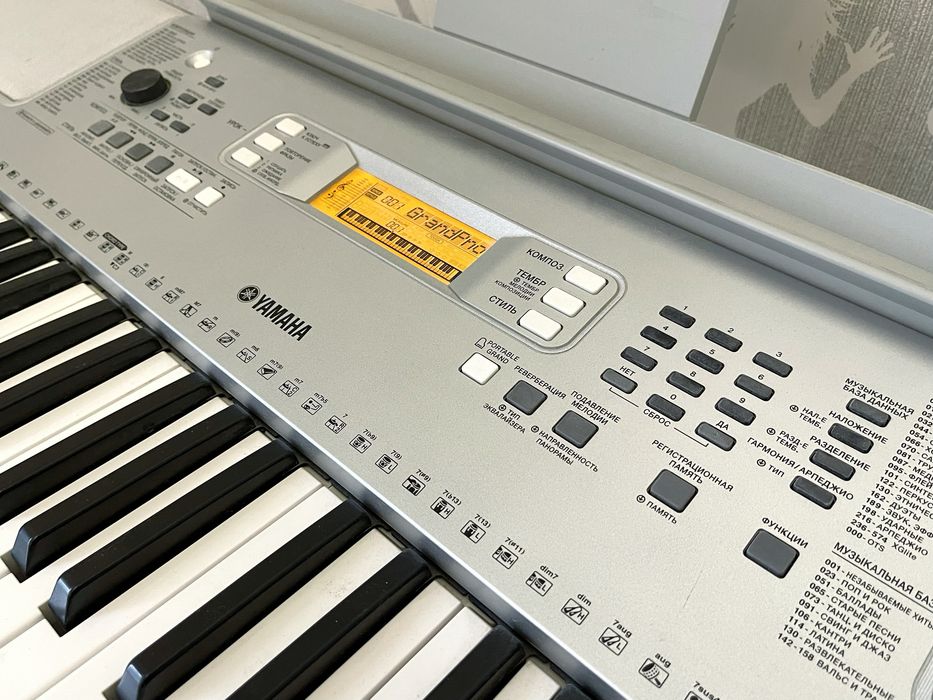 Професійний Синтезатор Yamaha YPT-360!!! Динамічна модель!!