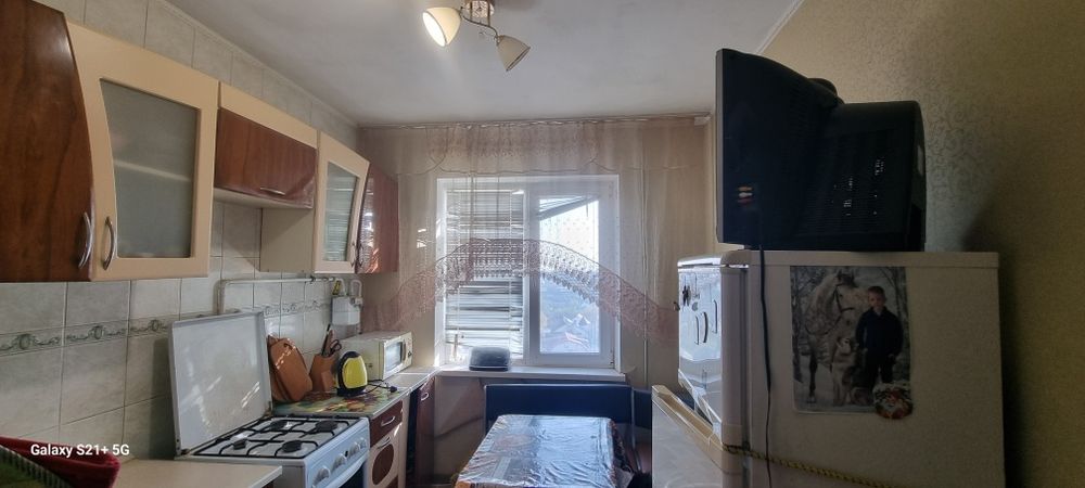 Оренда трикімнатної квартири на Шуменському . Ліфт працює .