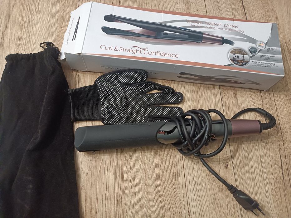 Nowa prostownica do włosów Remington Curl & Straight Confidence S6606