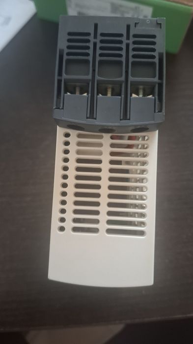 Schneider Softstart Trzyfazowy ATS01N206QN 3KW nowy