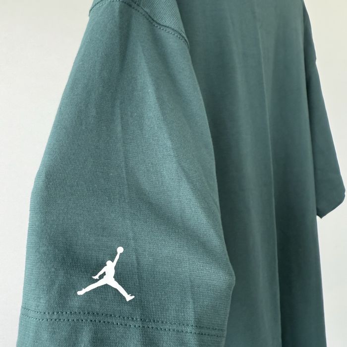 Jordan женская футболка L оригинал