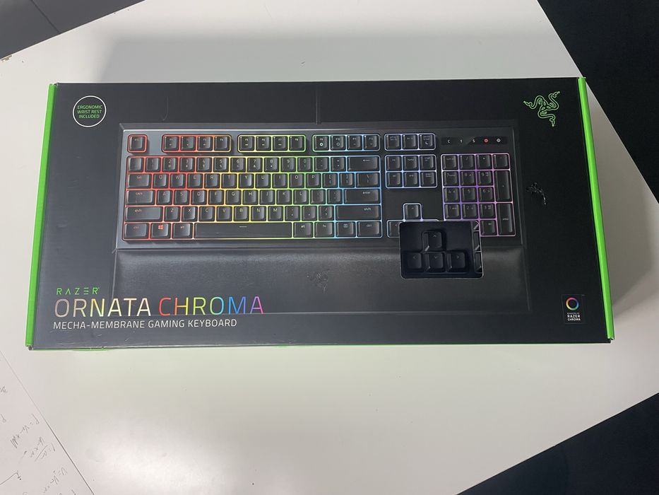 Teclado Gaming  "Razer Ornata Chroma"