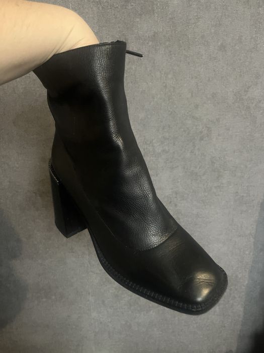 Жіночі черевики 39 розмір