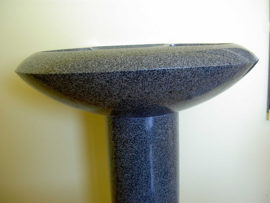 umywalka granitowa z nogą