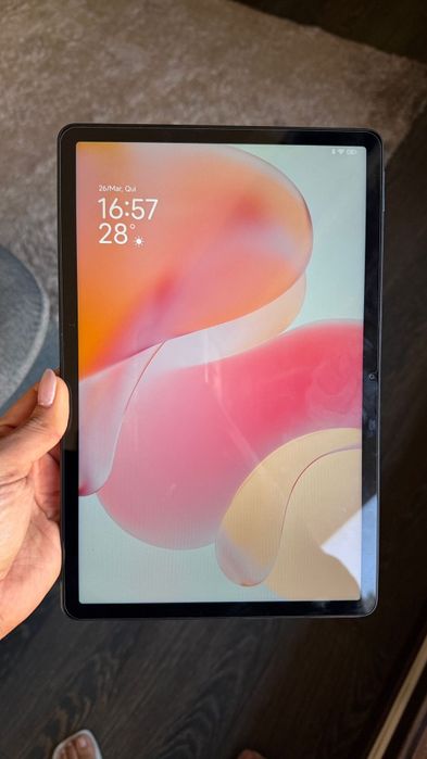 Tablet 3 meses de uso sem marcas de uso