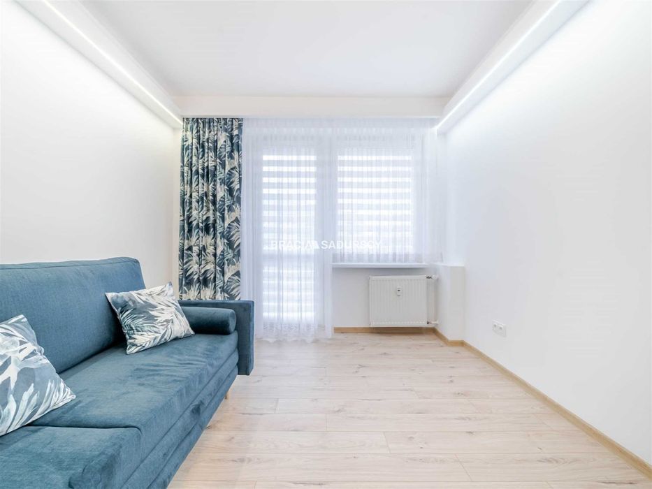 Świeżo wyremontowane 2 pokoje w centrum - Widok 4