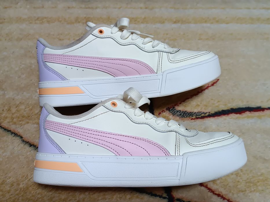 Кроссовки женские Puma Skye - 37 размер
