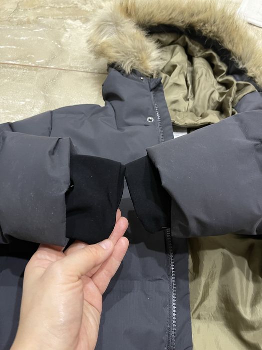 Пуховик Zara для хлопчика 134-140 р на 8-9 р колір темно сірий