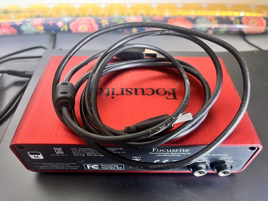 Interfejs audio focusrite 2i2 gen1