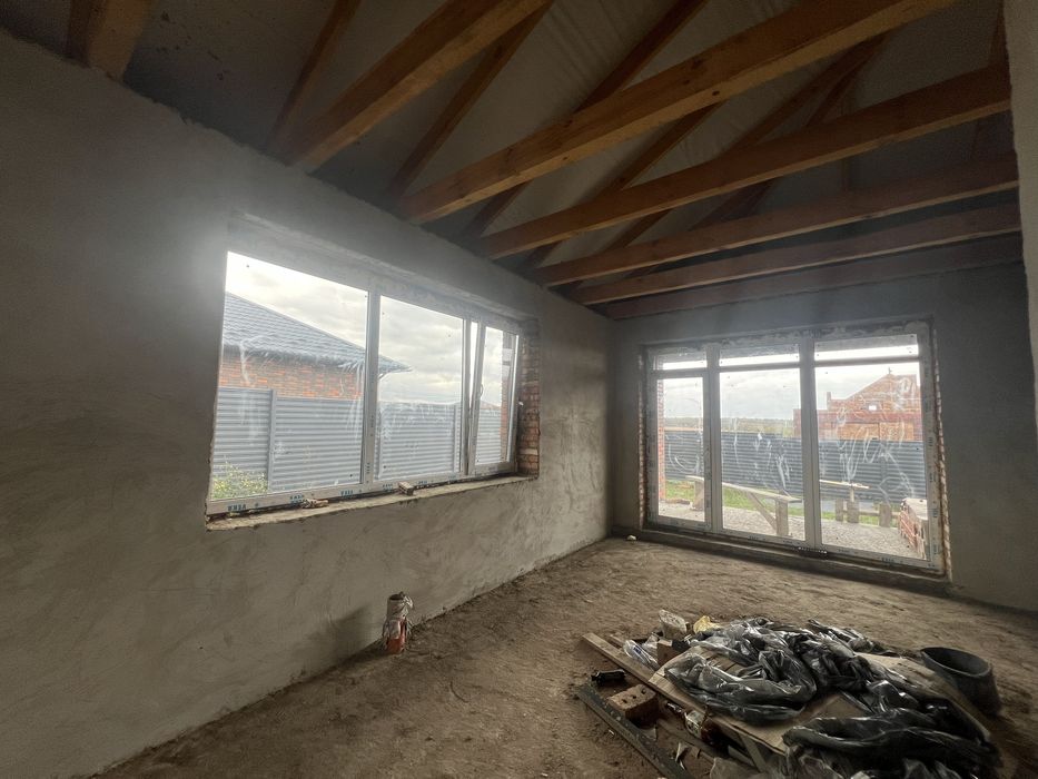 Продам будинок Зарванцях