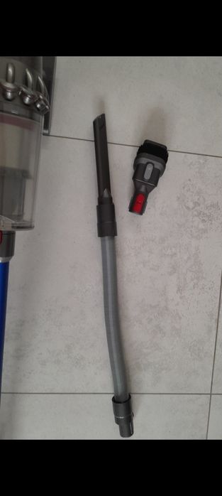 Dyson v11 motorhead