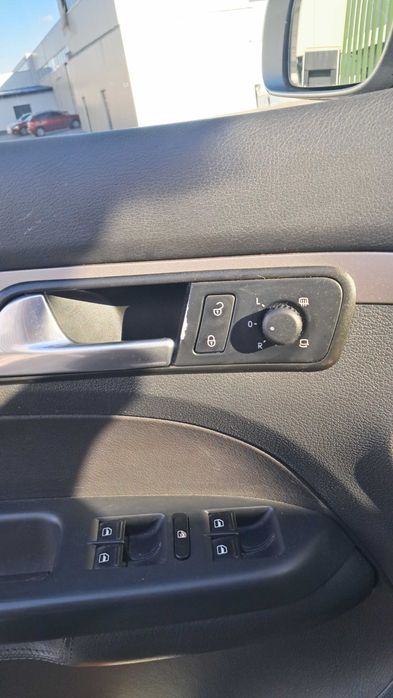 Volkswagen Cross Touran 2008