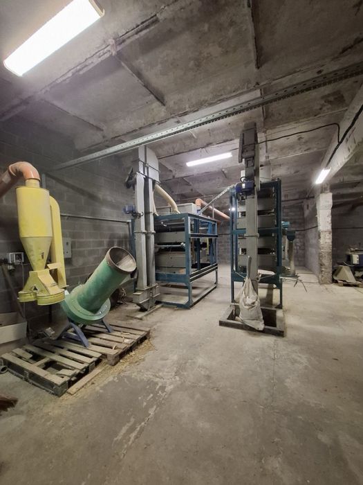 Продам производственно-промышленный комплекс. Лобойковка