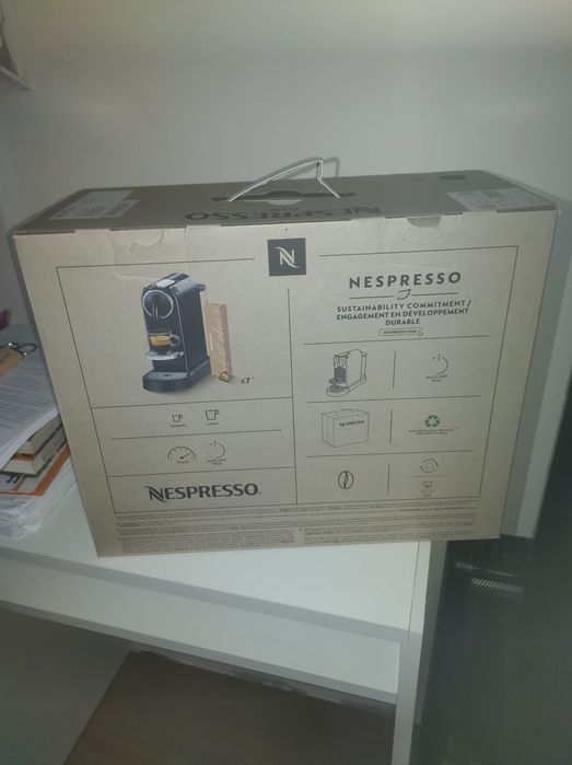 Nespresso CitiZ Limousine Black
Nespresso CitiZ Limousine Black