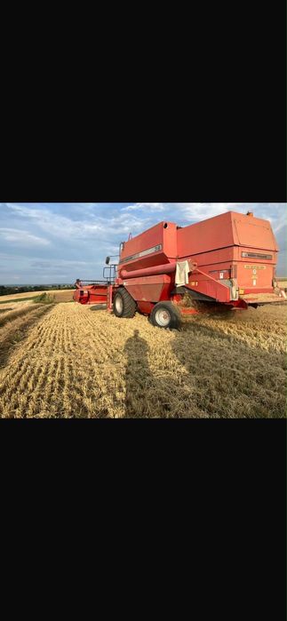 Kombajn zbożowy Massey Ferguson