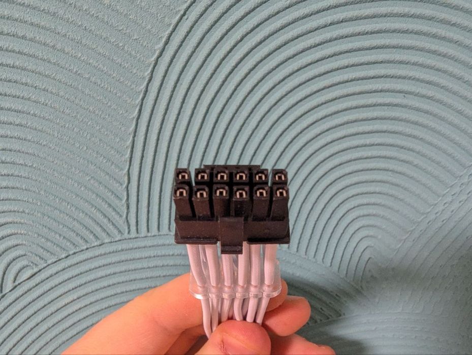 Перехідник 4хPCI-E 8pin - PCI-E 5.0