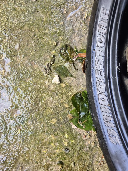 YAMAHA R6 (aceito retoma)