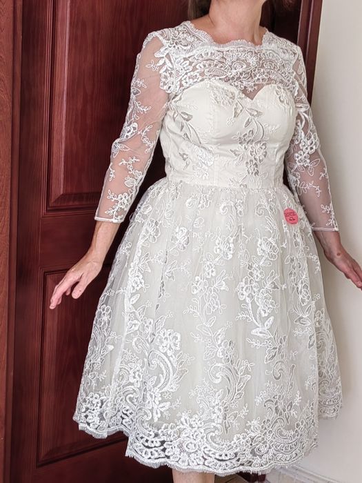 Suknia ślubna kremowa midi r.38"Chi Chi London " nowa