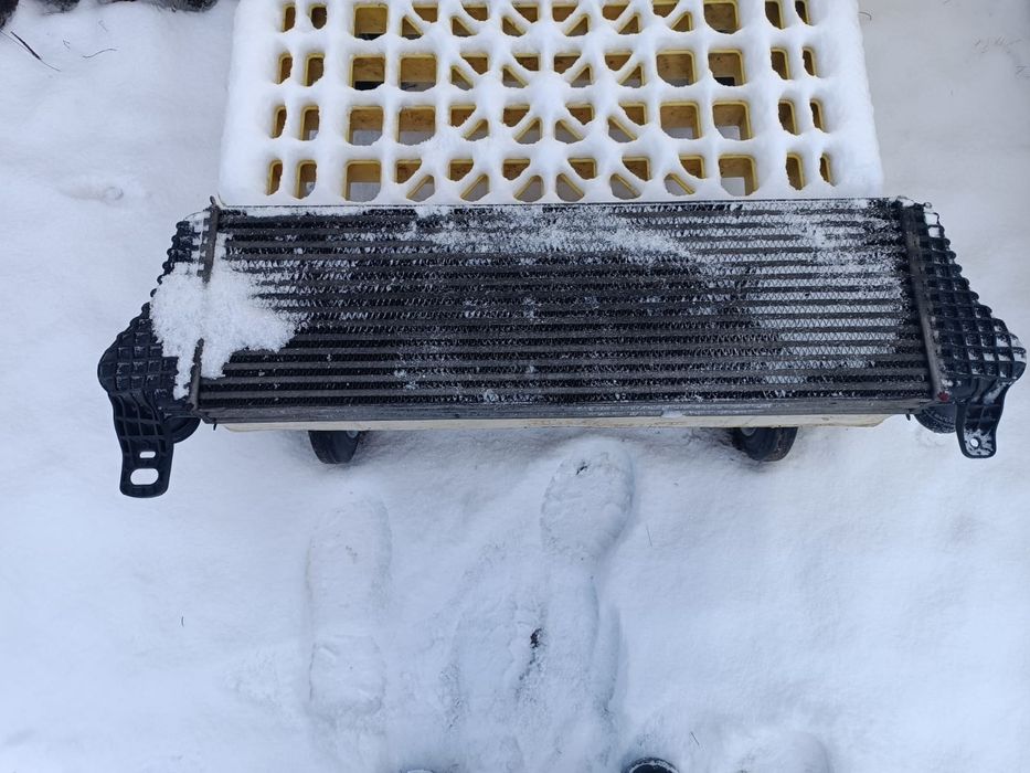 Sprzedam chłodnicę intercooler VW T6